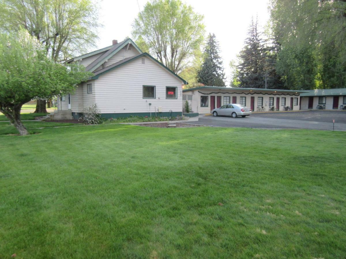 The Willows Motel Wilbur Exterior photo
